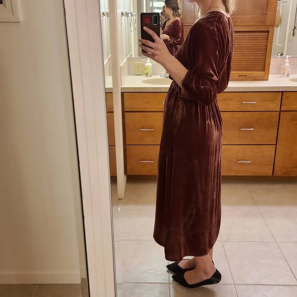 Garnet Hill Velvet V neck Midi Dress XS